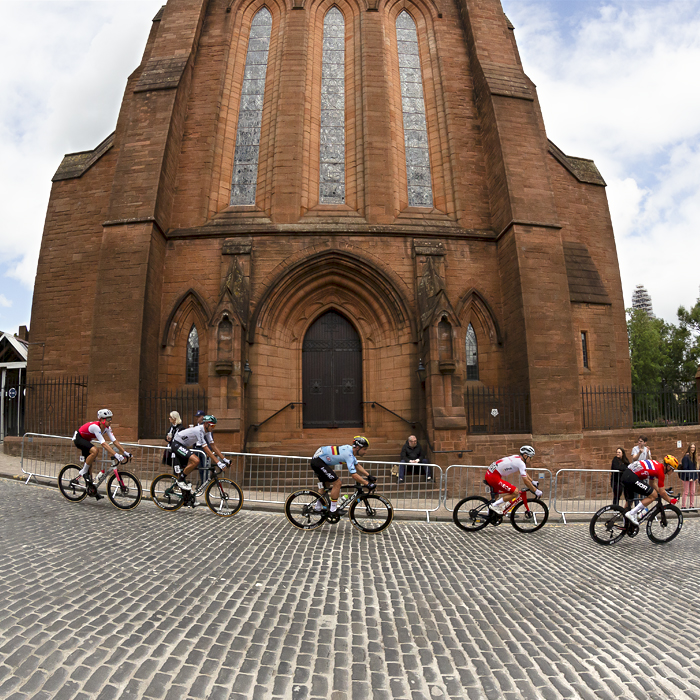 2023 UCI Cycling World Championships - Road Race - Elite Men - The race passes The Barony on Rottenrow