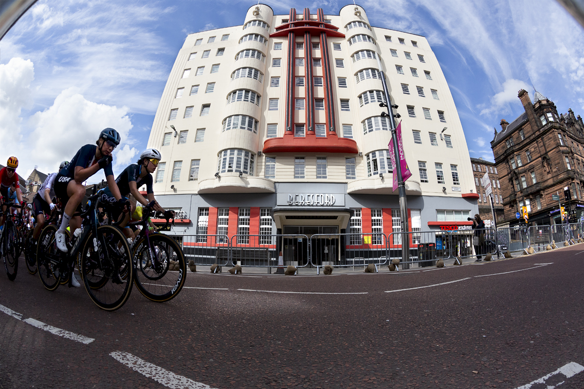 2023 UCI Cycling World Championships - Road Race - Elite Women - The race makes its way past the Art Deco building, The Beresford