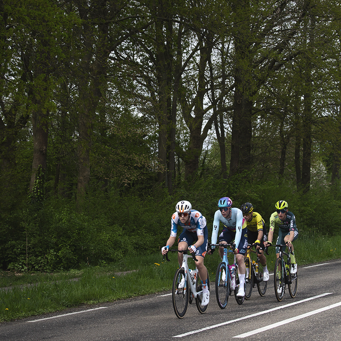 Amstel Gold Race 2024 - The breakaway race down Valkenburgerweg