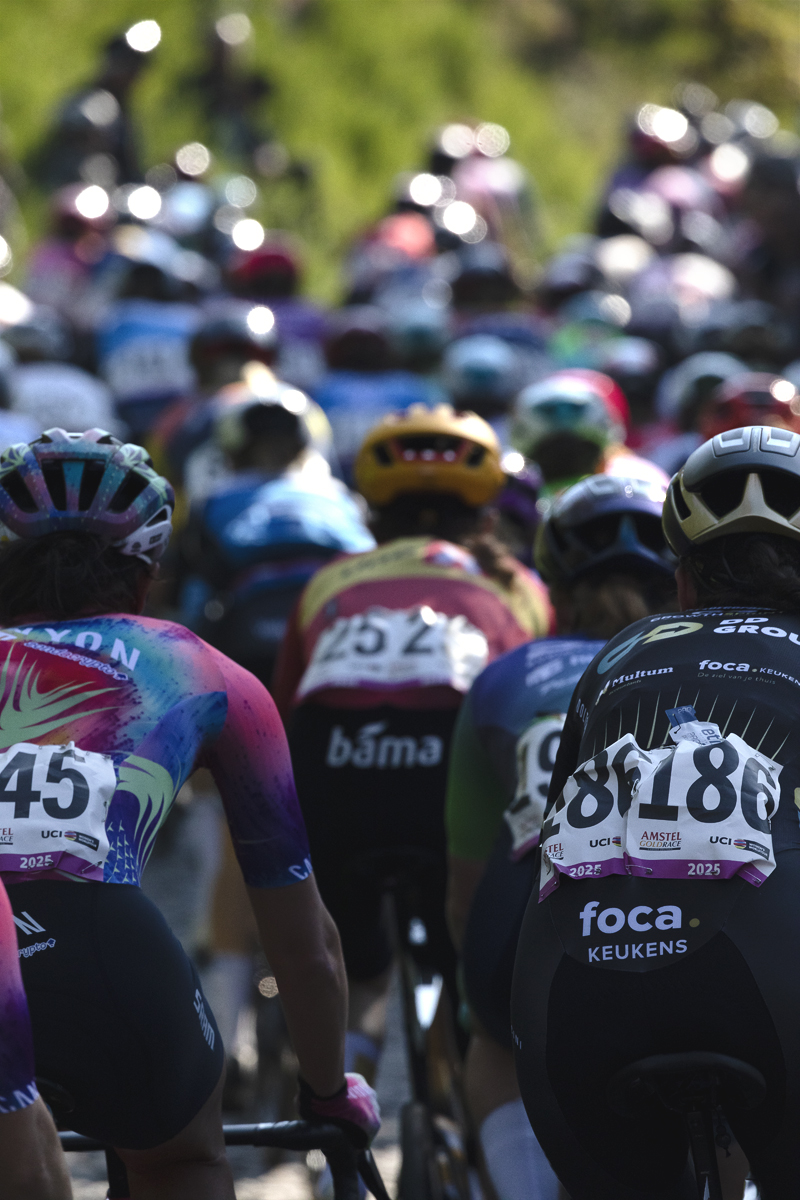 Amstel Gold Race Ladies Edition 2025 - A close up of the back of the riders as they tackle Maasberg