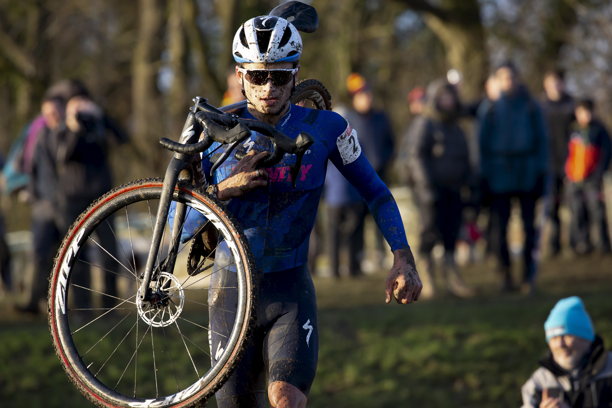 British National Cyclo-Cross Championships 2023 - Cameron Mason runs through a section with his bike on his shoulder