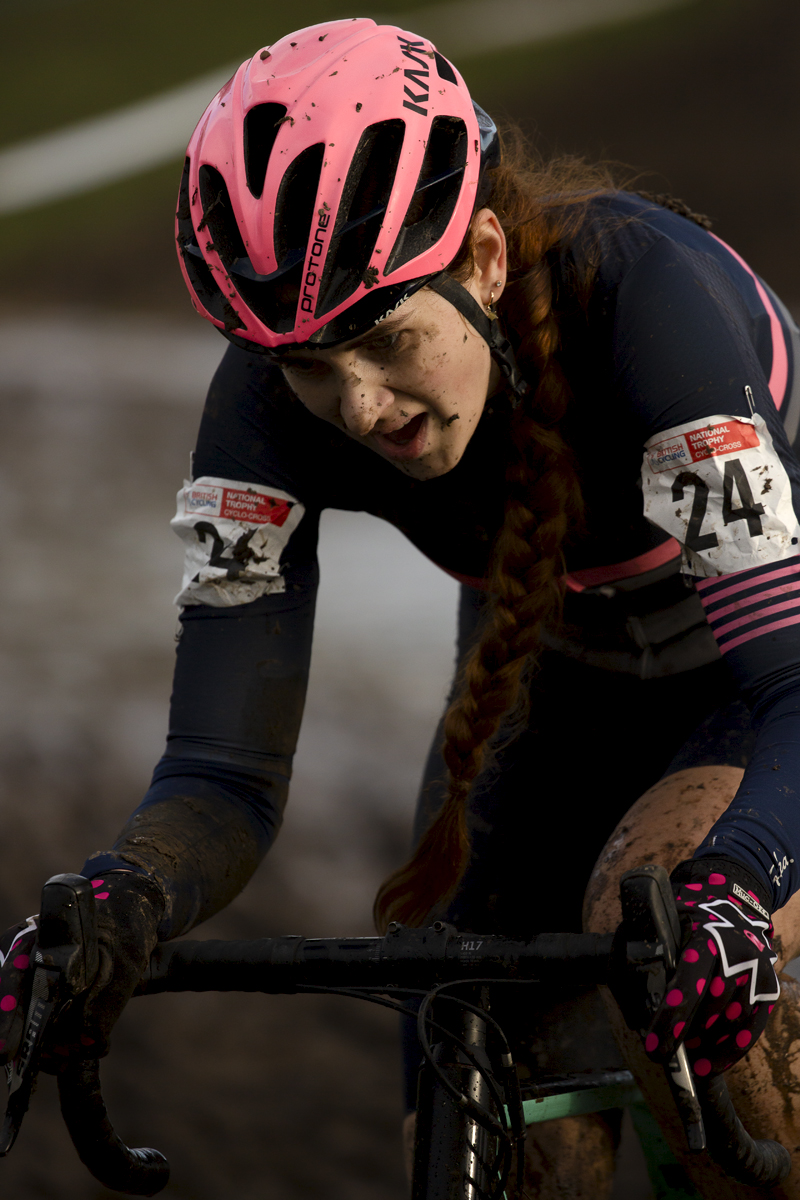 British National Cyclo-Cross Championships 2023 - Cassandra Mackintosh shows determination as she tackles the course