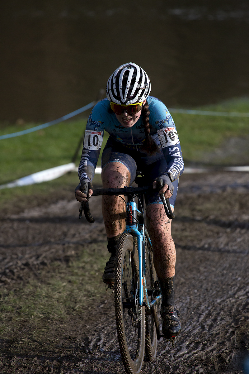 British National Cyclo-Cross Championships 2023 - Lotta Mansfield rides up a muddy track