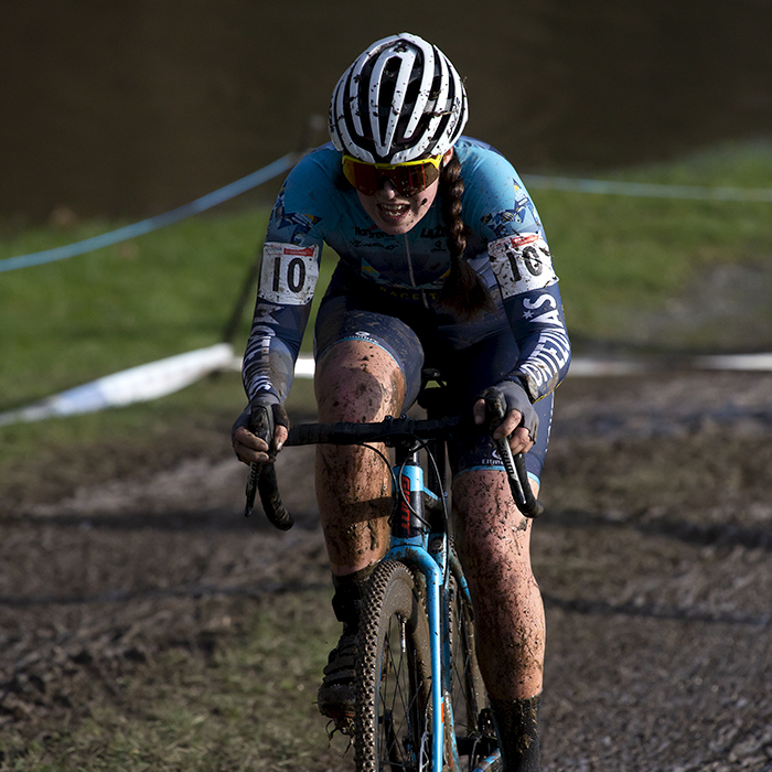 British National Cyclo-Cross Championships 2023 - Lotta Mansfield rides up a muddy track