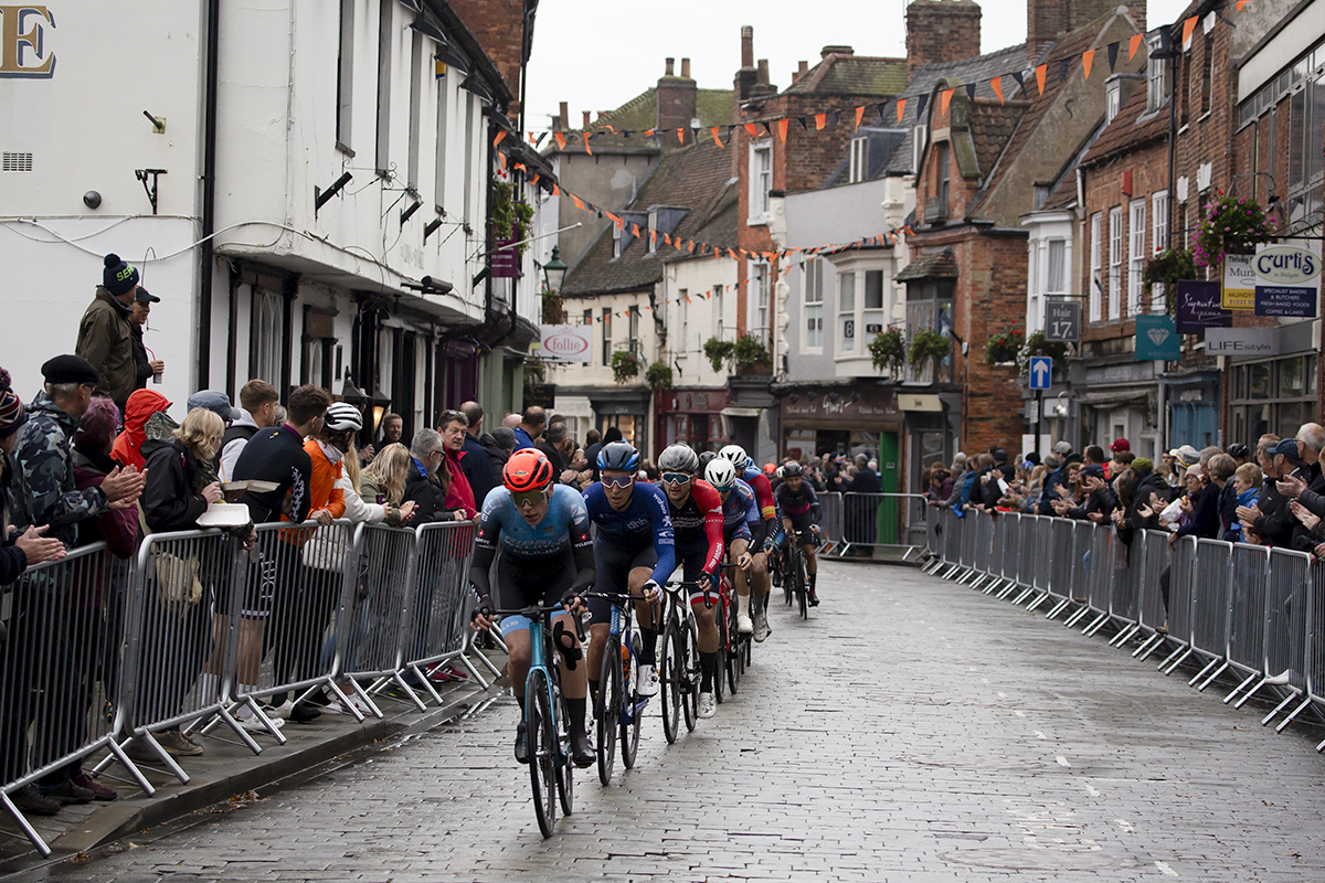 British National Road Championships 2021 - Men’s Road Race - Fans line the road side as the race passes through a shopping street