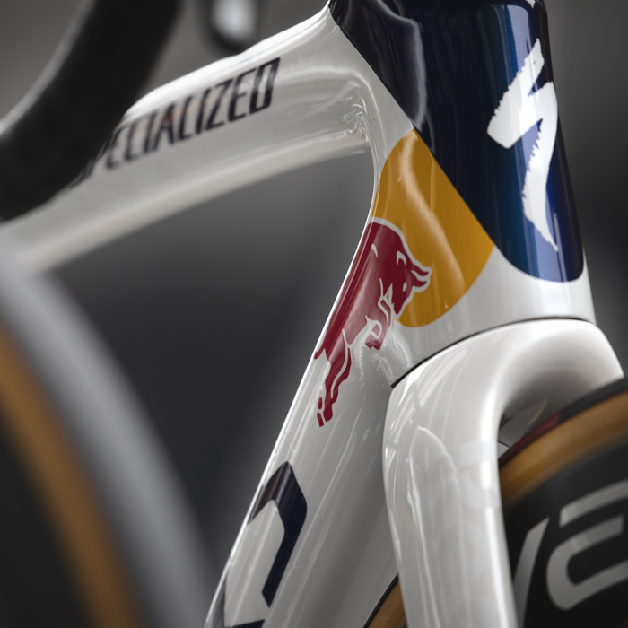 Coppa Bernocchi 2024 - A close up of a Red Bull Specialized bike