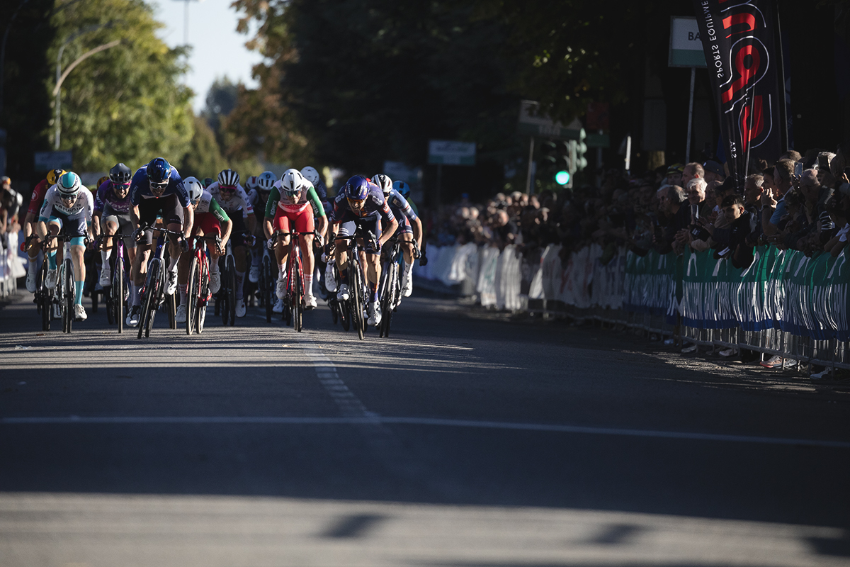 Coppa Bernocchi 2025 - The bunch sprint for the finish line in Legnano