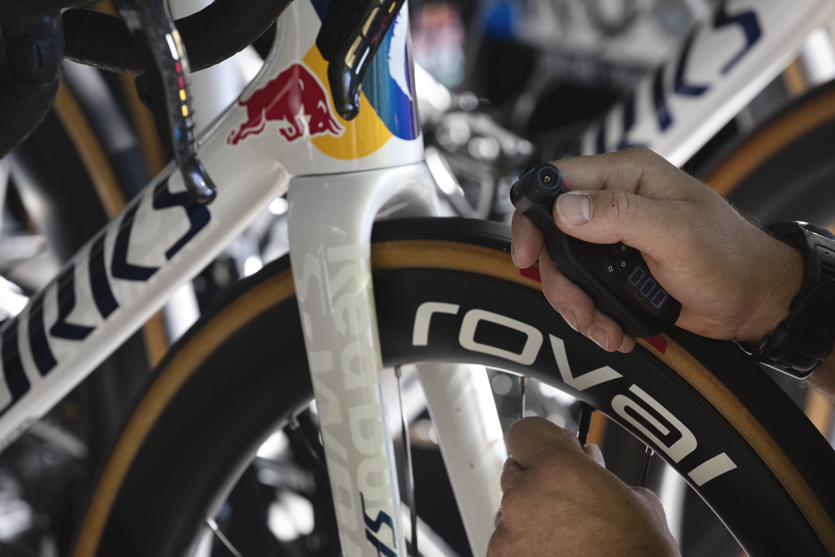 Coppa Bernocchi 2025 - A Red Bull - BORA - hansgrohe mechanic checks the bikes before the start of the race