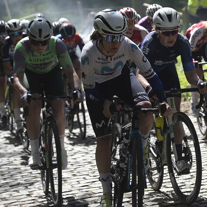 De Brabantse Pijl Vrouwen 2024 - Jelena Erić of Movistar Team leading riders up Moskestraaat