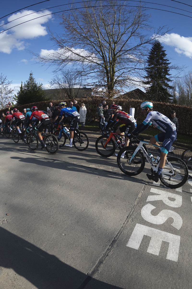 Dwars Door Vlaanderen 2024 - Riders on the streets of Nokere