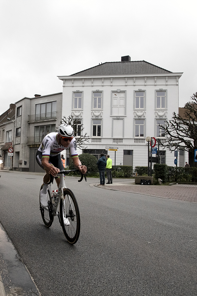 E3 Saxo Classic 2024 - Mathieu van der Poel in Kluisbergen with a grand white building behind him