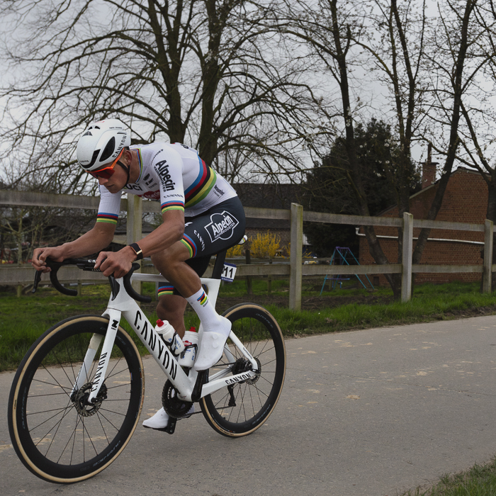 E3 Saxo Classic 2024 - A lone Mathieu van der Poel makes his mark on the race