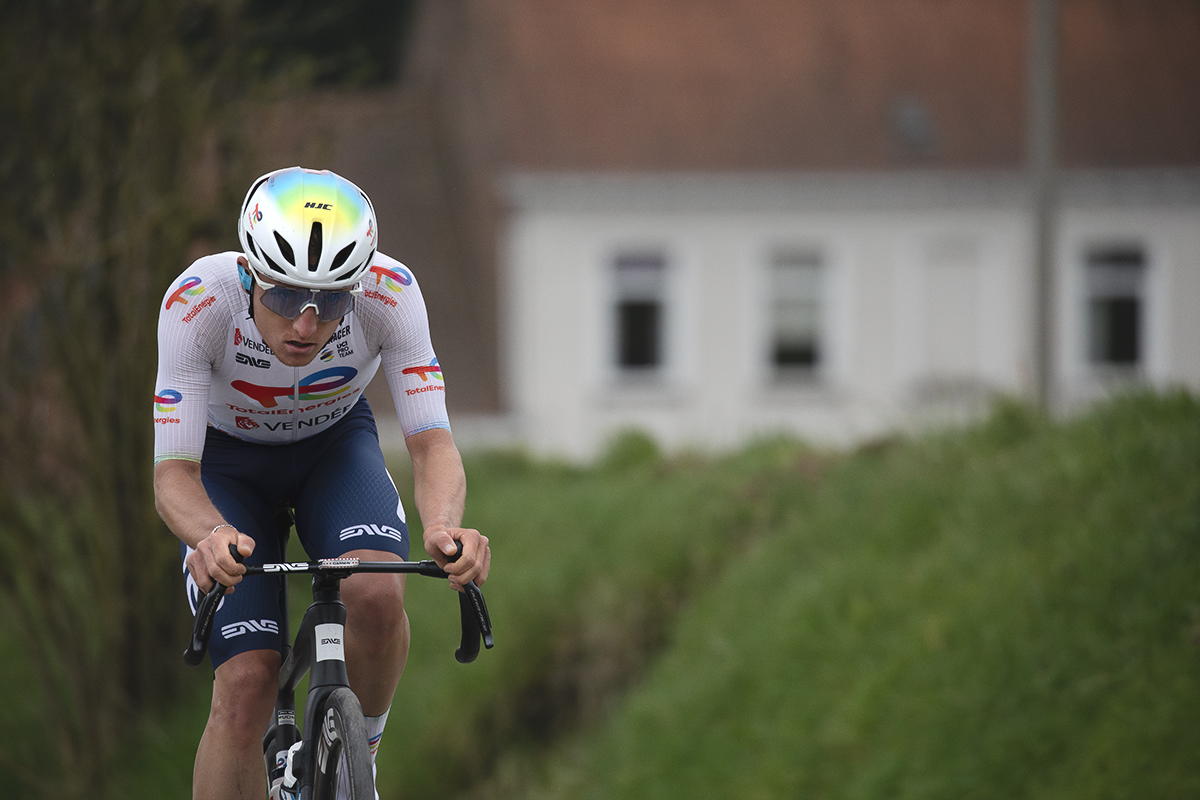 E3 Saxo Classic 2025 - Thomas Gachignard of Team TotalEnergies with a white house in the background