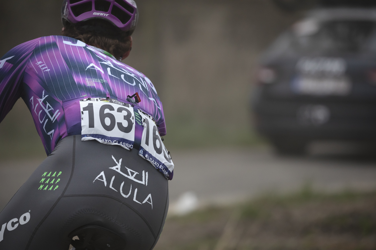 E3 Saxo Classic 2025 - A rear view of Jasha Sütterlin