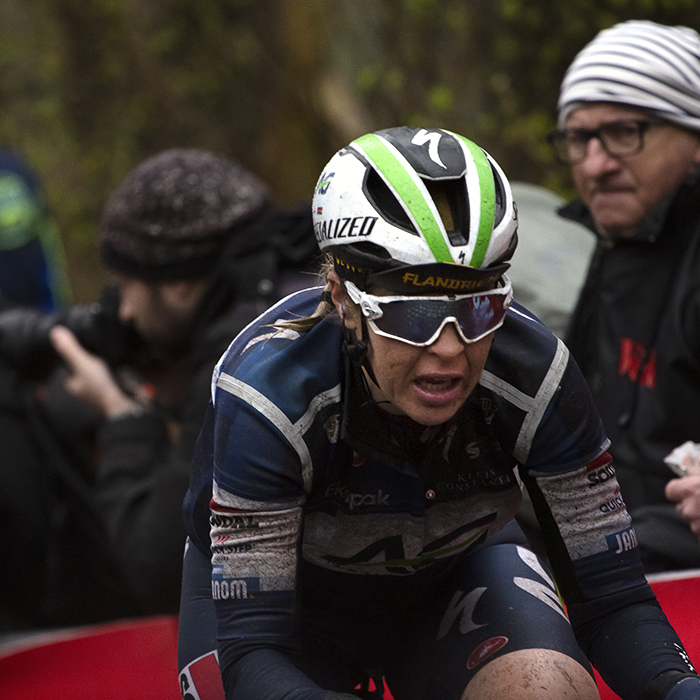 Gent - Wevelgem Vrouwen 2023 - Romy Kasper from AG Insurance - Soudal Quick-Step ascends the cobbled climb of the Kemmelberg