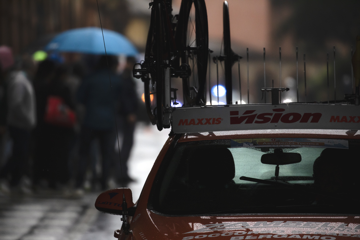 Giro dell’Emilia 2024 - The Maxxis Vision neutralised service car