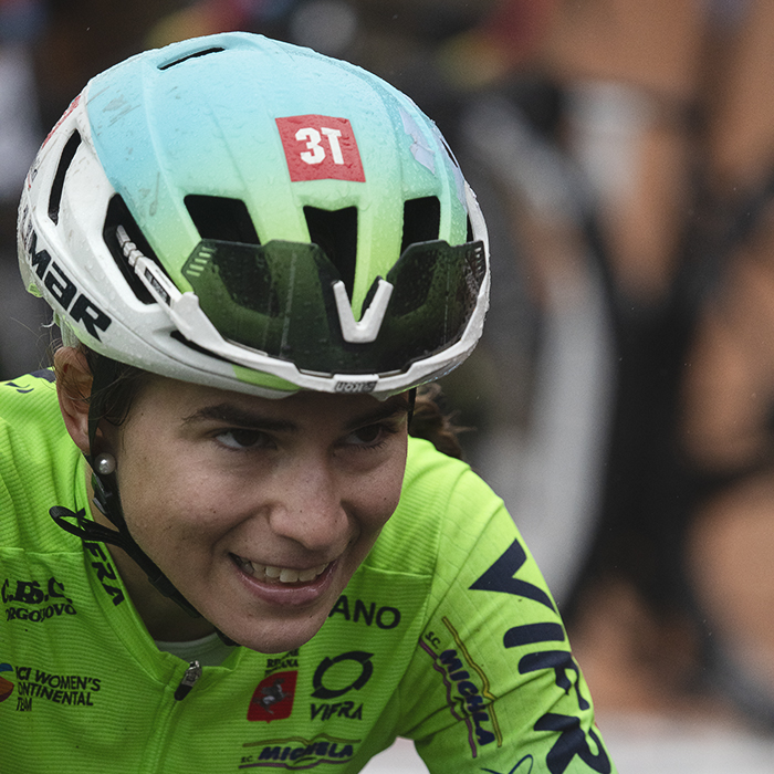 Giro dell'Emilia Internazionale Donne Elite 2024 - Ainhoa Moreno of Aromitalia 3T Vaiano grits her teeth as she climbs