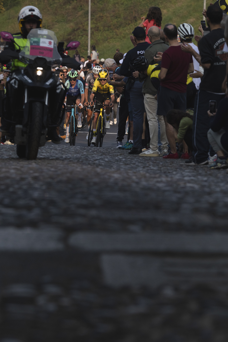 Il Lombardia 2025 - Riders seen tackling the pebbled cobble streets of Bergamo as fans applaud