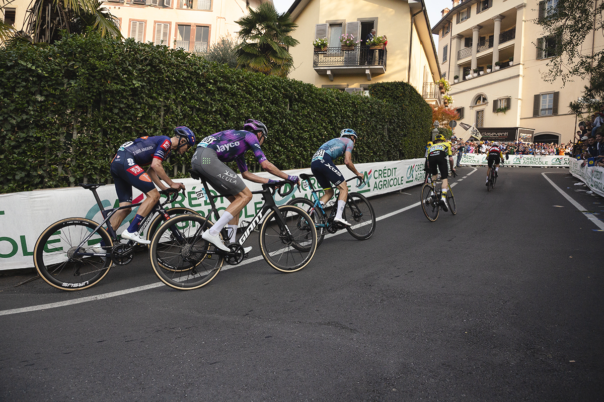 Il Lombardia 2025 - A group of riders tackles the climb in Bergamo