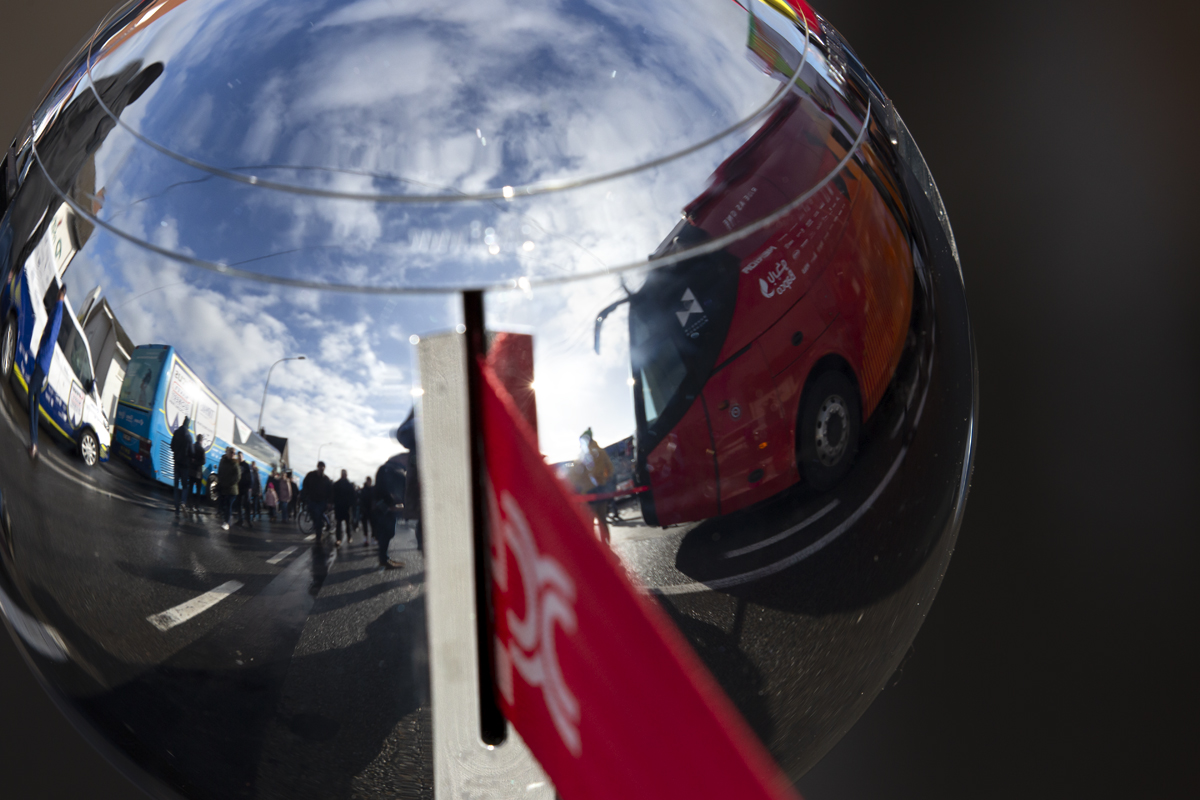 Kuurne Brussel Kuurne 2020 - Bahrain McLaren bus reflected in metal finial 