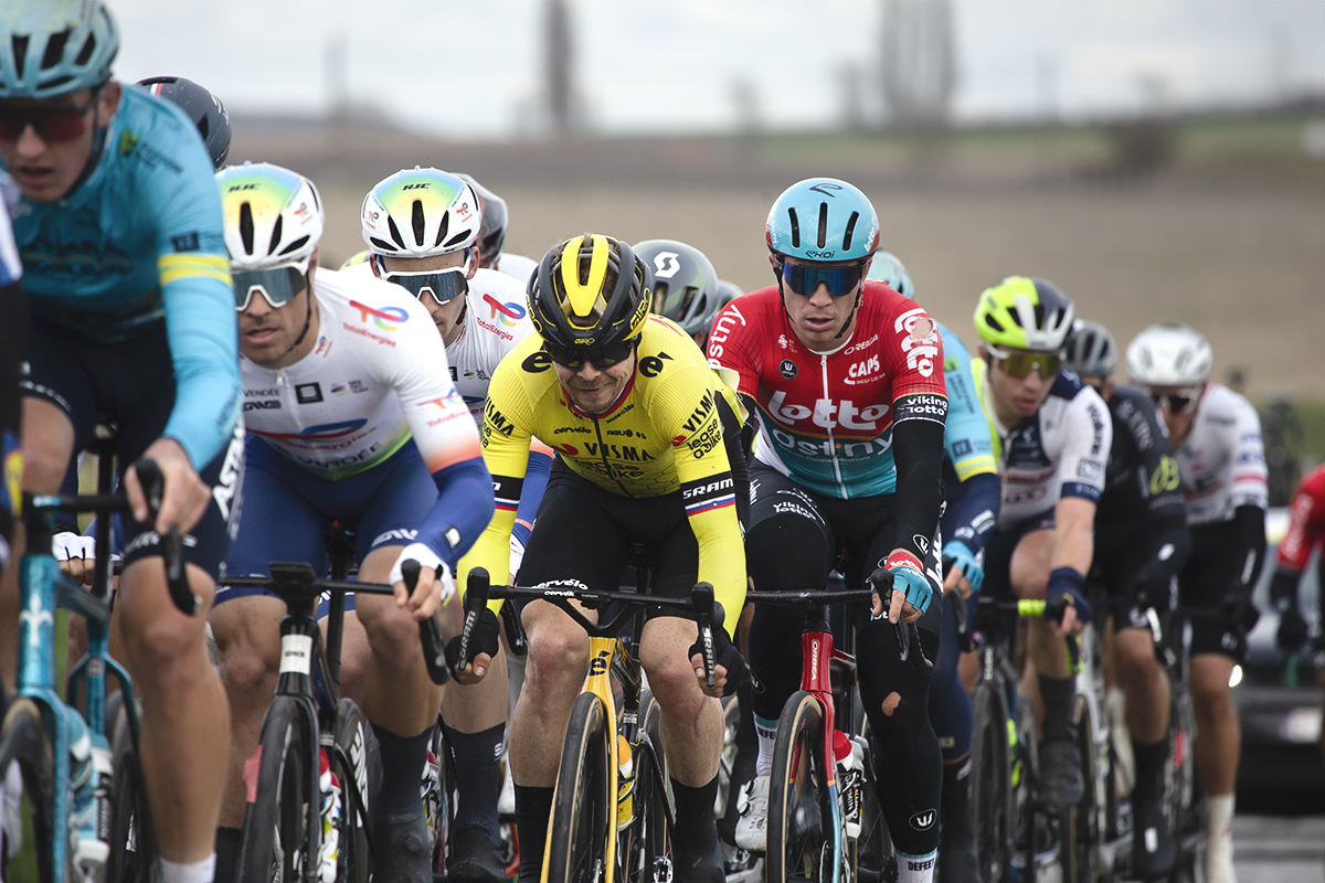 Kuurne Brussel Kuurne 2024 - Jan Tratnik of Team Visma - Lease a Bike & Alec Segaert of Lotto Dstny