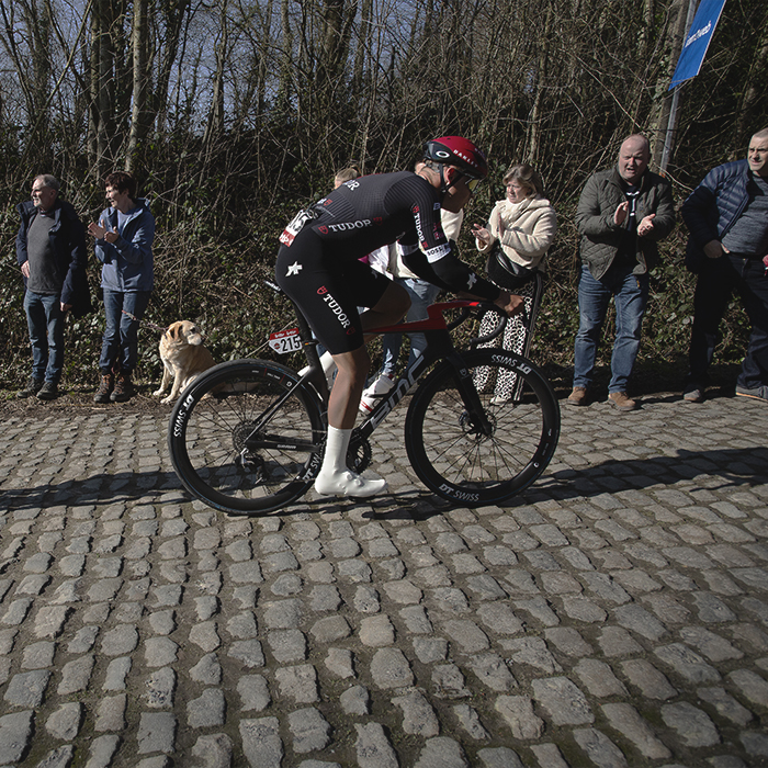 Kuurne Brussel Kuurne 2025 - Marius Mayrhofer of Tudor Pro Cycling Team tackles the climb as fans applaud