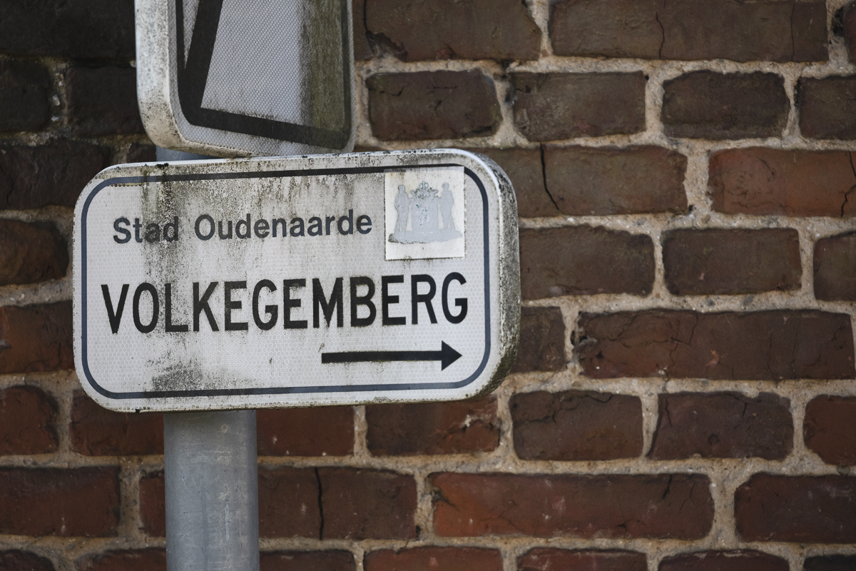 Kuurne Brussel Kuurne 2025 - The road sign for the Volkemberg climb