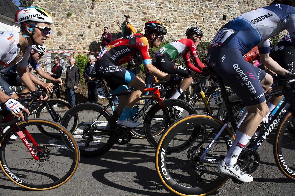 La Flèche Wallonne 2023 - Gino Mäder of Bahrain Victorious ascends the Mur de Huy