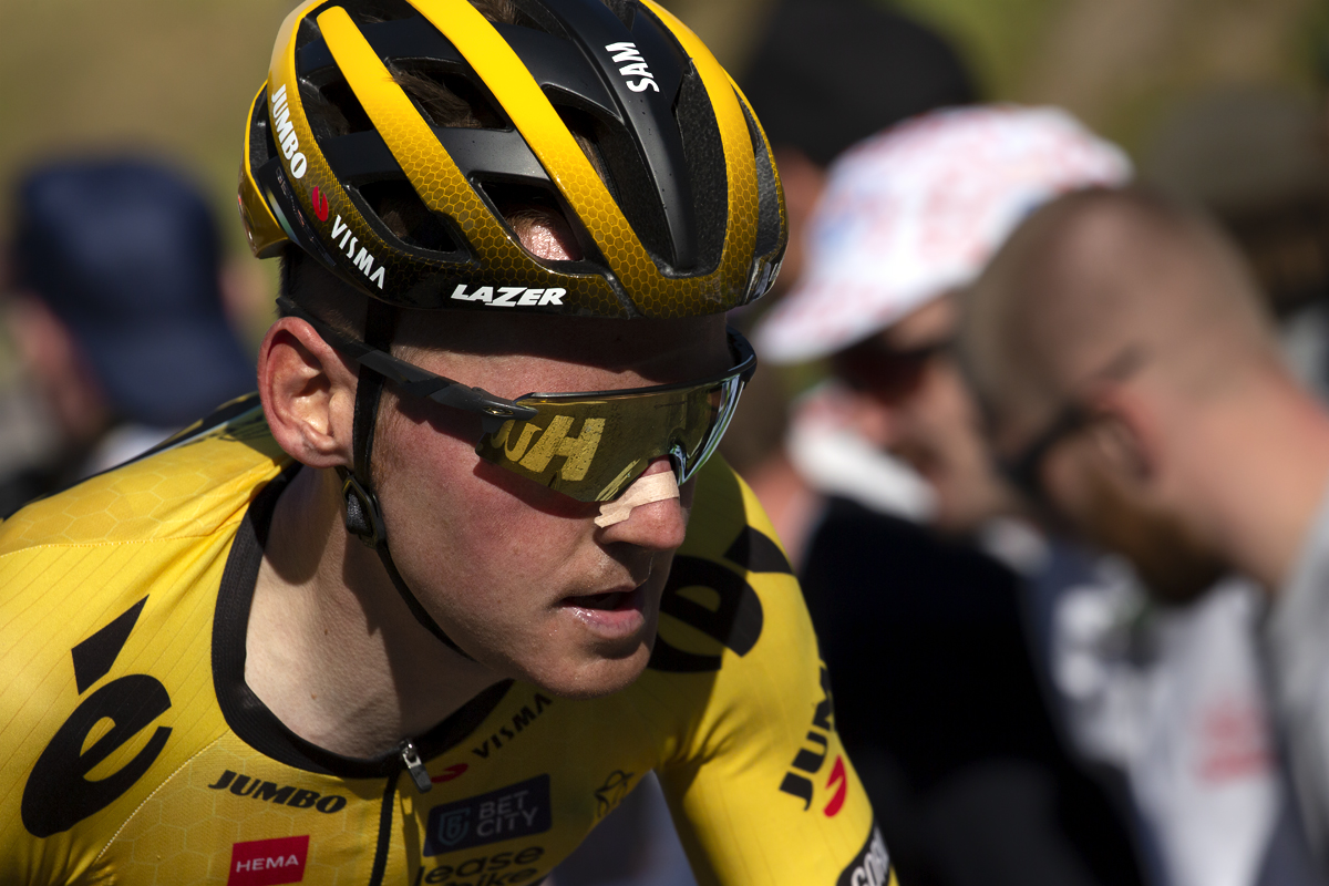 La Flèche Wallonne 2023 - Sam Oomen of Jumbo Visma with Huy reflected in his sunglasses