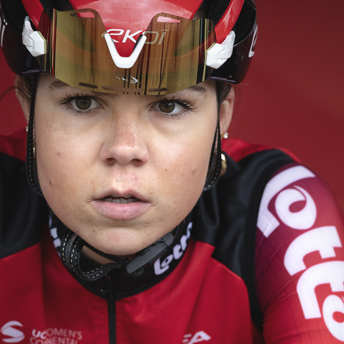 La Flèche Wallonne Femmes 2025 - Maureen Arens of Lotto Ladies before the start of the race