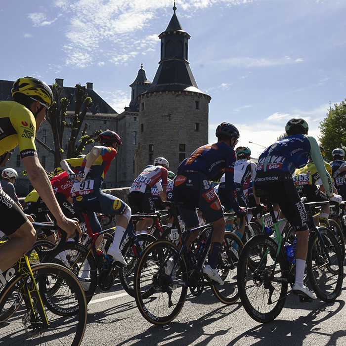 Liege Bastogne Liege 2025 - Riders against the dramatic backdrop of Château de Harzé