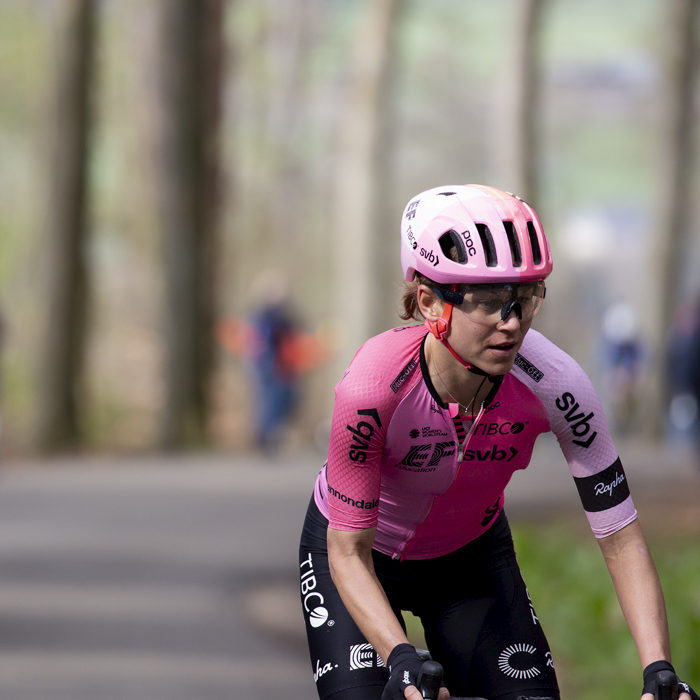 Liège-Bastogne-Liège Femmes 2023 - Krista Doebel-Hickok of EF Education-TIBCO-SVB, climbs along the Faix du Diable towards the top of the Côte de Wanne