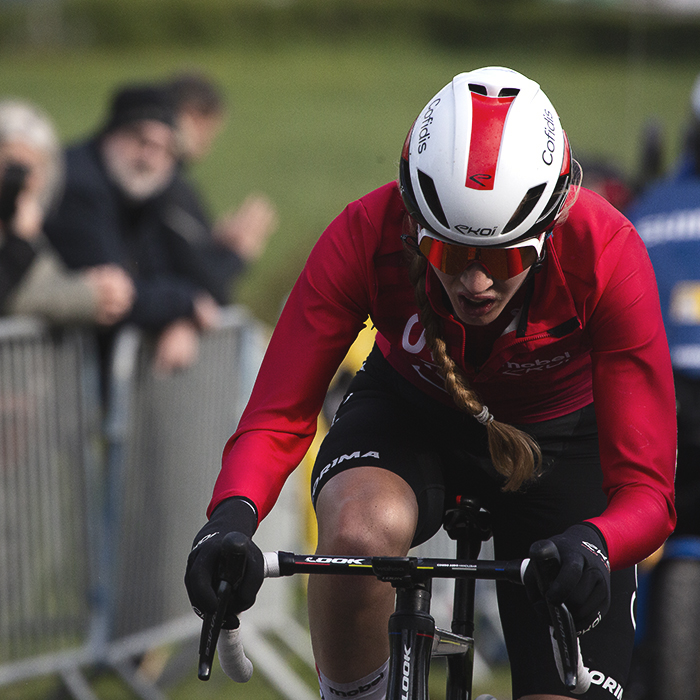Liège-Bastogne-Liège Femmes 2024 - Julie Bego of Cofidis on the climb