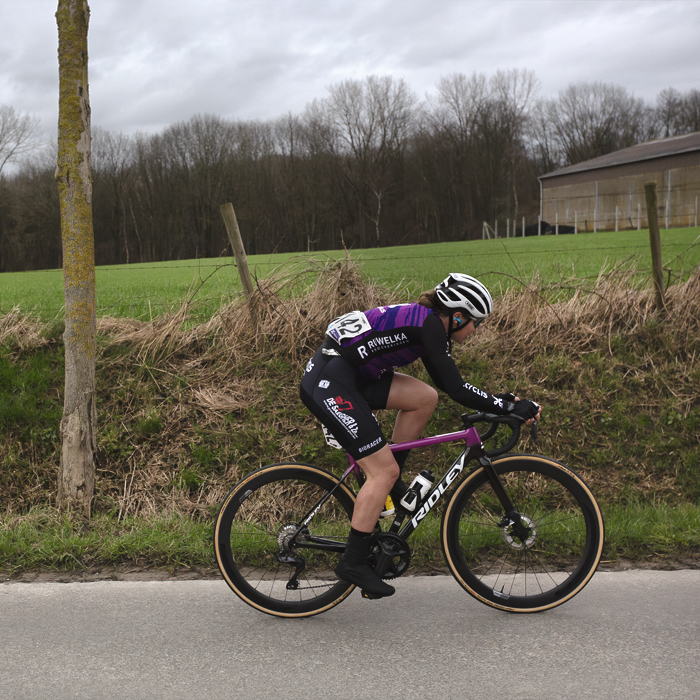 Omloop Het Nieuwsblad Vrouwen 2024 - Marieke de Groot of Proximus - Cyclis CT on Kapellestraat
