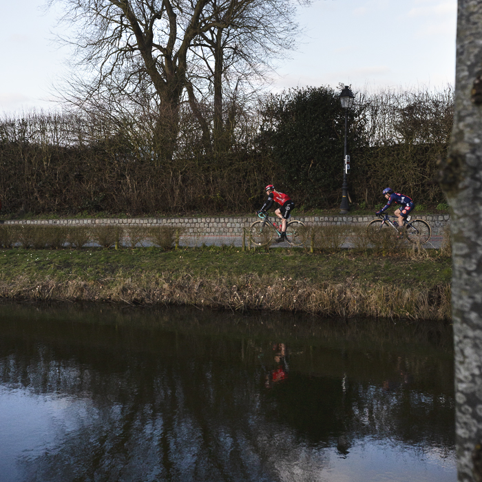Omloop Nieuwsblad Vrouwen 2025 - Mara Roldan of Team Picnic PostNL & Maaike Coljé, Arkéa - B&B Hotels Women on Oudeberg