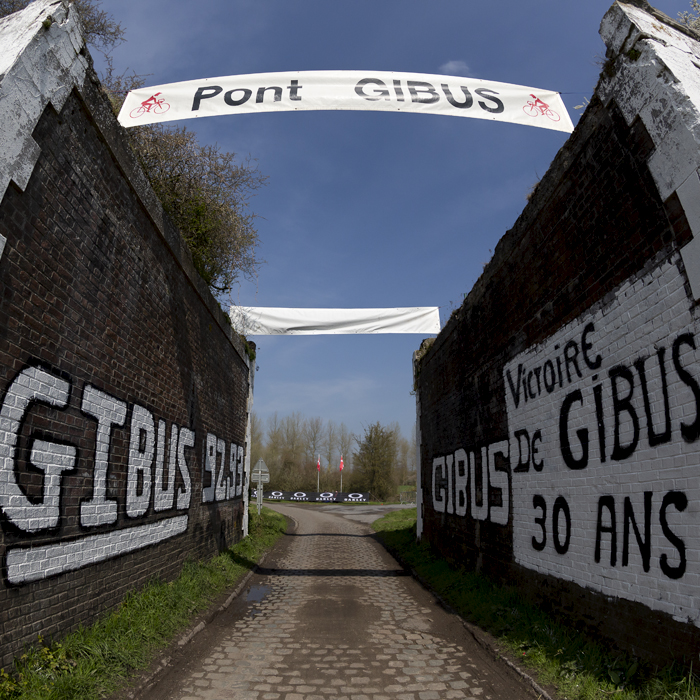 Paris Roubaix 2023 - Shot of Pont Gibus before the race passes through