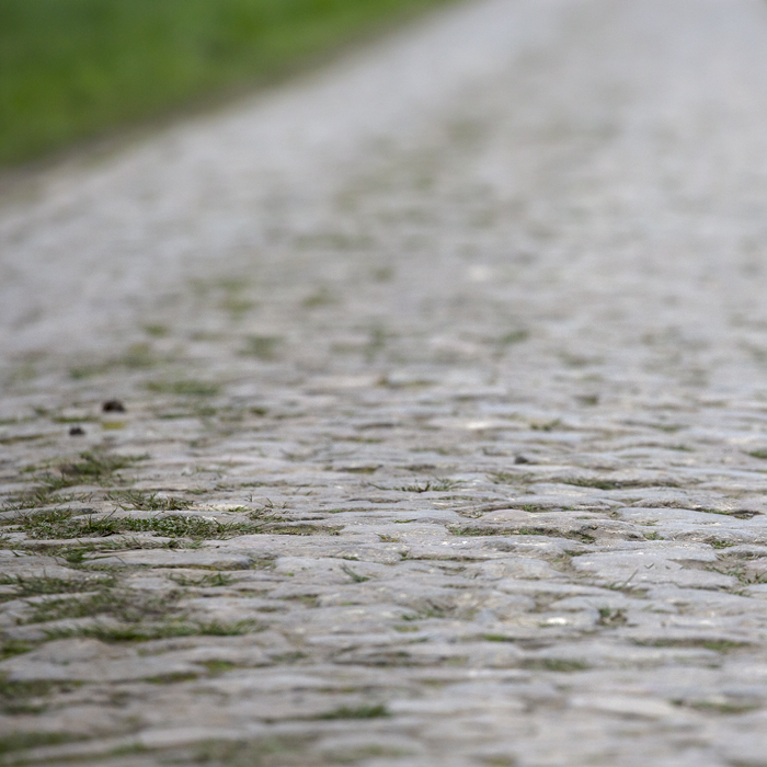 Paris Roubaix Femmes 2023 - Auchy-lez-Orchies à Bersée close up of the cobbles