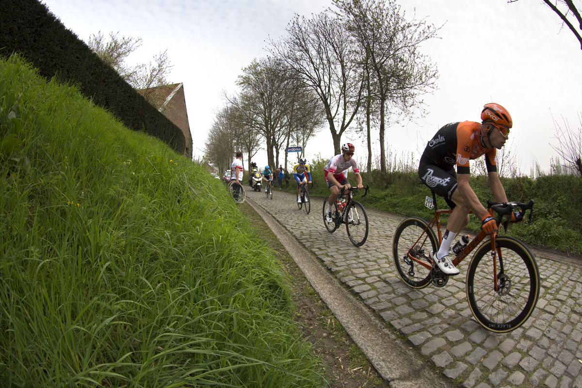 Tour of Flanders 2019 - Jesper Asselman on Paddestraat