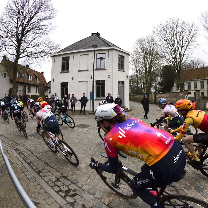 Ronde van Vlaanderen Vrouwen 2023 - Marlen Reusser of Team SD Worx in the peoloton as the race moves through the village of Wannegem Lede