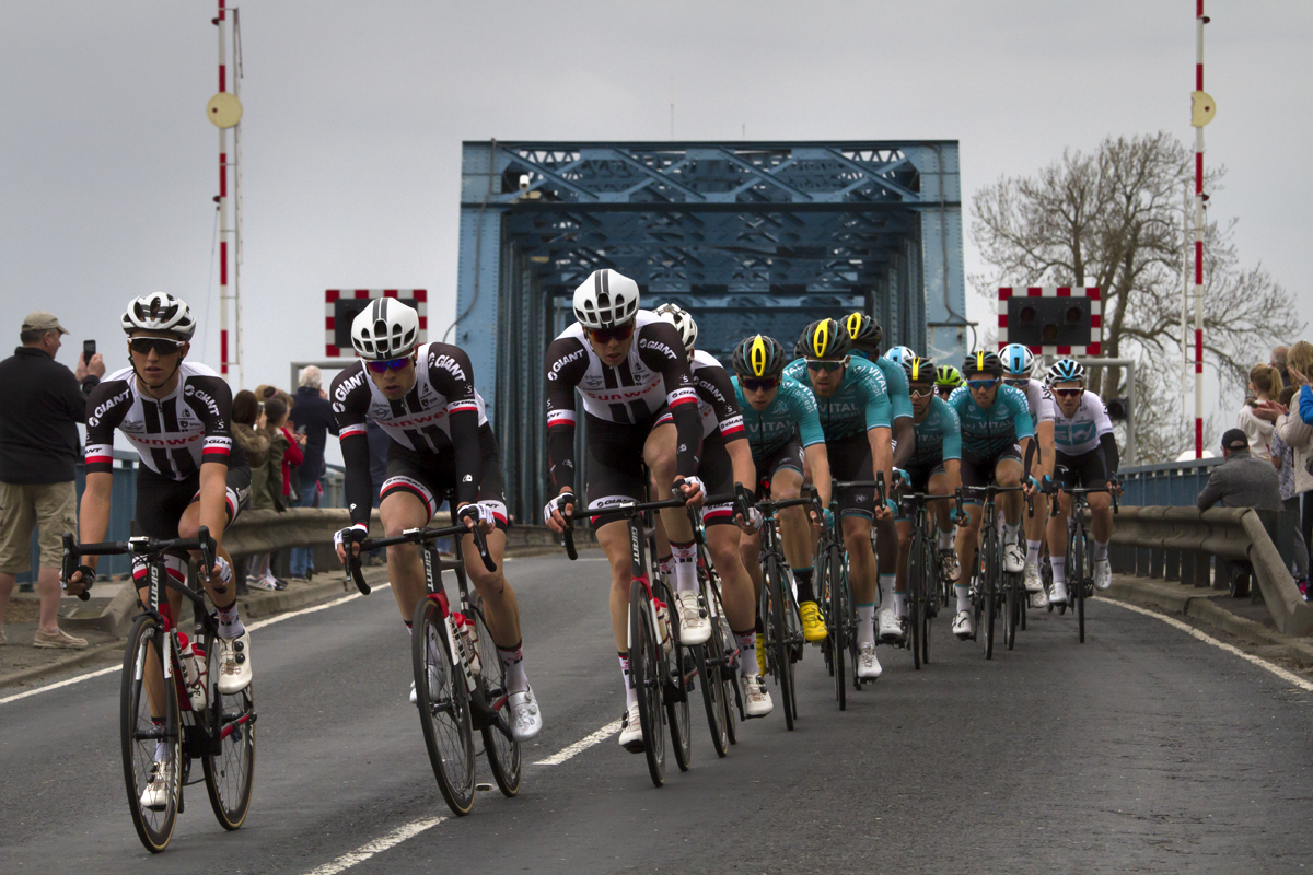 Tour de Yorkshire 2018 - Sunweb lead riders over Boothferry Bridge