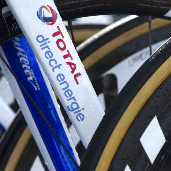 Tour de Yorkshire 2019 - Total Direct Energie - Wilier bikes in the rain