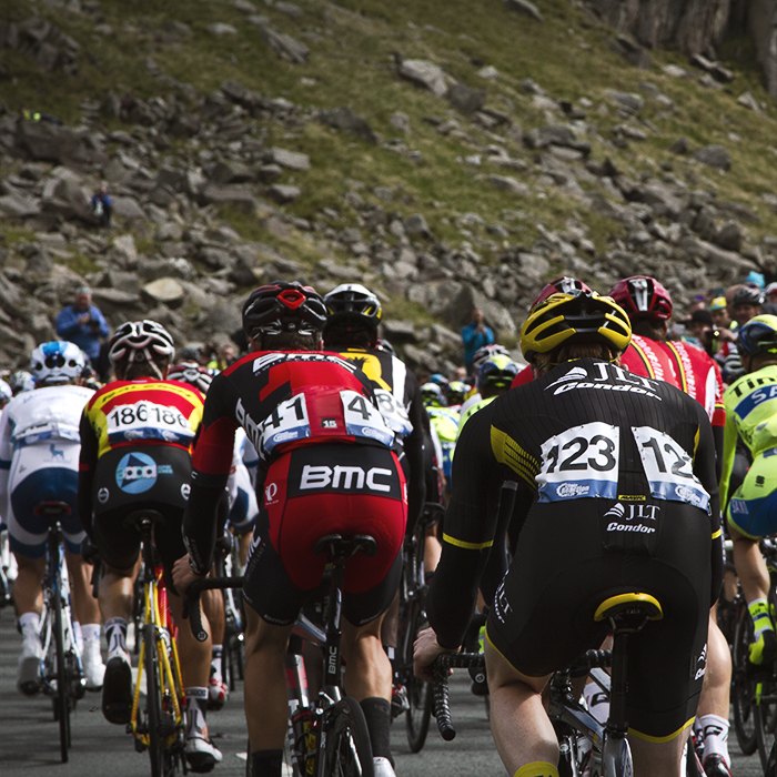 Tour of Britain 2015 - rear of the peloton climbs Pen-y-Pass