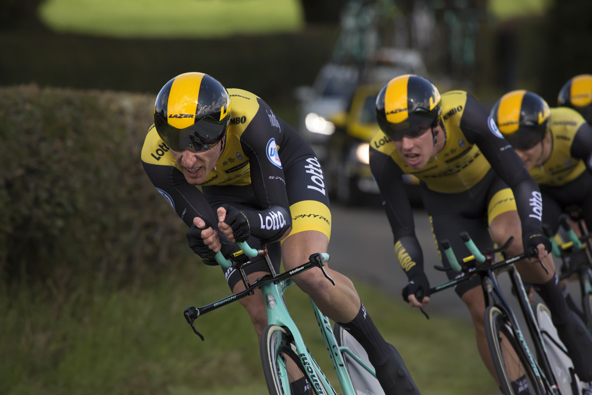 Tour of Britain 2018 - Jos van Emden leads the team time trial train of Lotto Jumbo