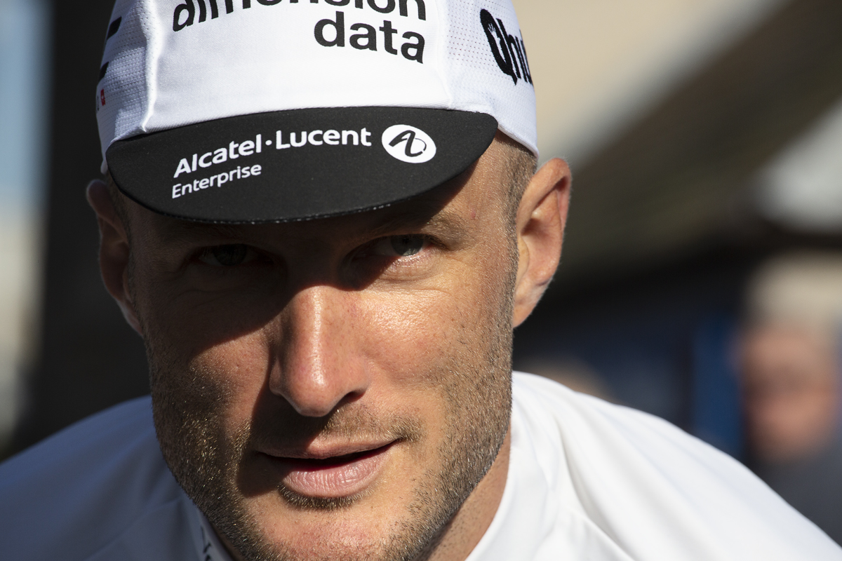 Tour of Britain 2019 - Steve Cummings wearing a small cycling cap