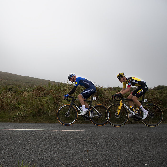 Tour of Britain 2021 - Watch Croft looms through the mist as Tim Declercq of Deceuninck - Quick Step and Gijs Leemreize of Team Jumbo-Visma race by