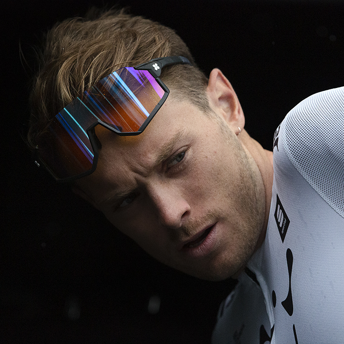 Tour of Britain 2022 - Rory Townsend of WiV SunGod puts on his Irish Champions Jersey before the start of the race