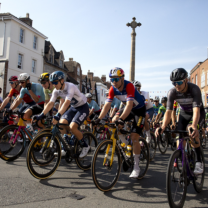 Tour of Britain 2023 - Riders pass the market cross in Tewkesbury