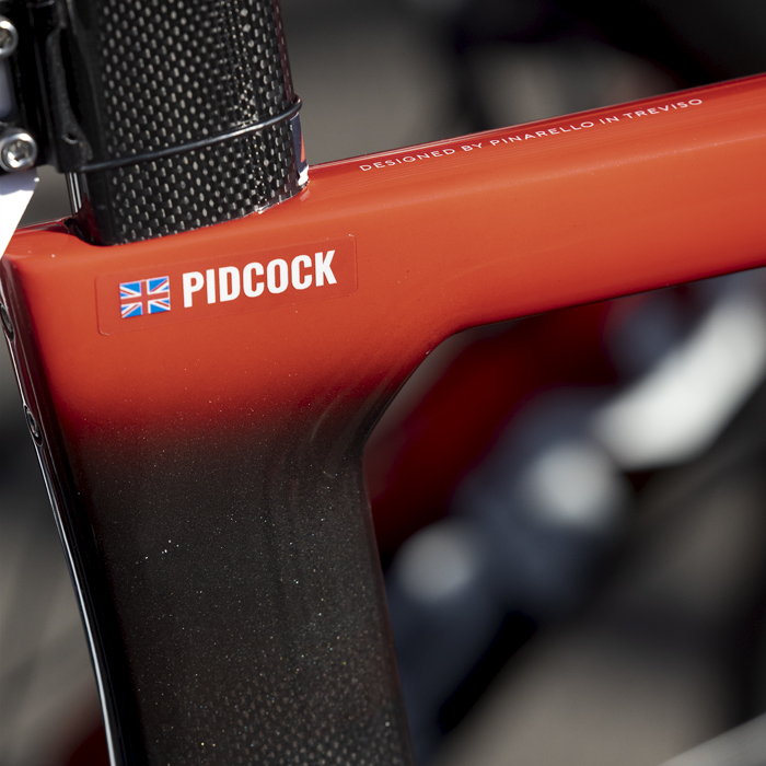 Tour of Britain 2024 - Pidcock written on the seat stem of Tom Pidock’s Pinarello bike