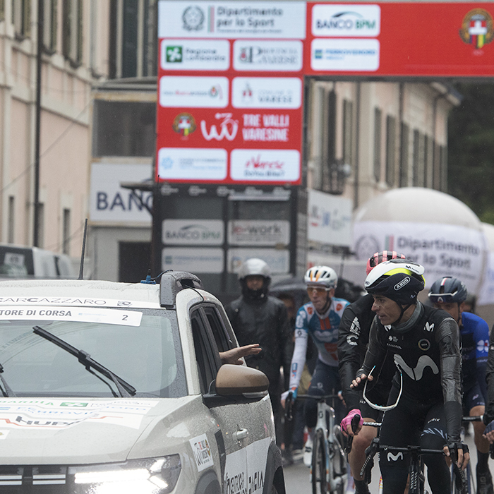 Tre Valli Varesine 2024 - The Race Director explains the decision to abandon the race to the breakaway