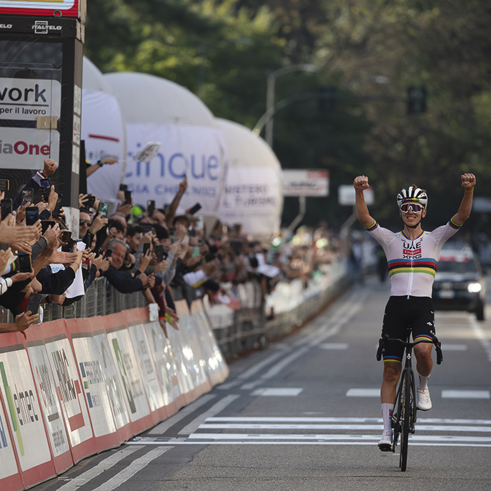 Tre Valli Varesine 2025 - Tadej Pogačar raises his arms as he solos to victory
